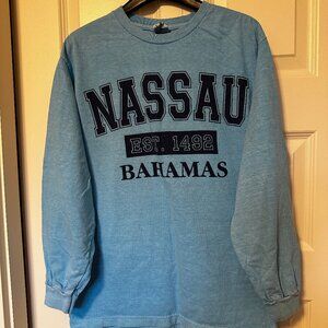 Long Sleeved T-shirt from Nassau, Bahamas in blue Size M